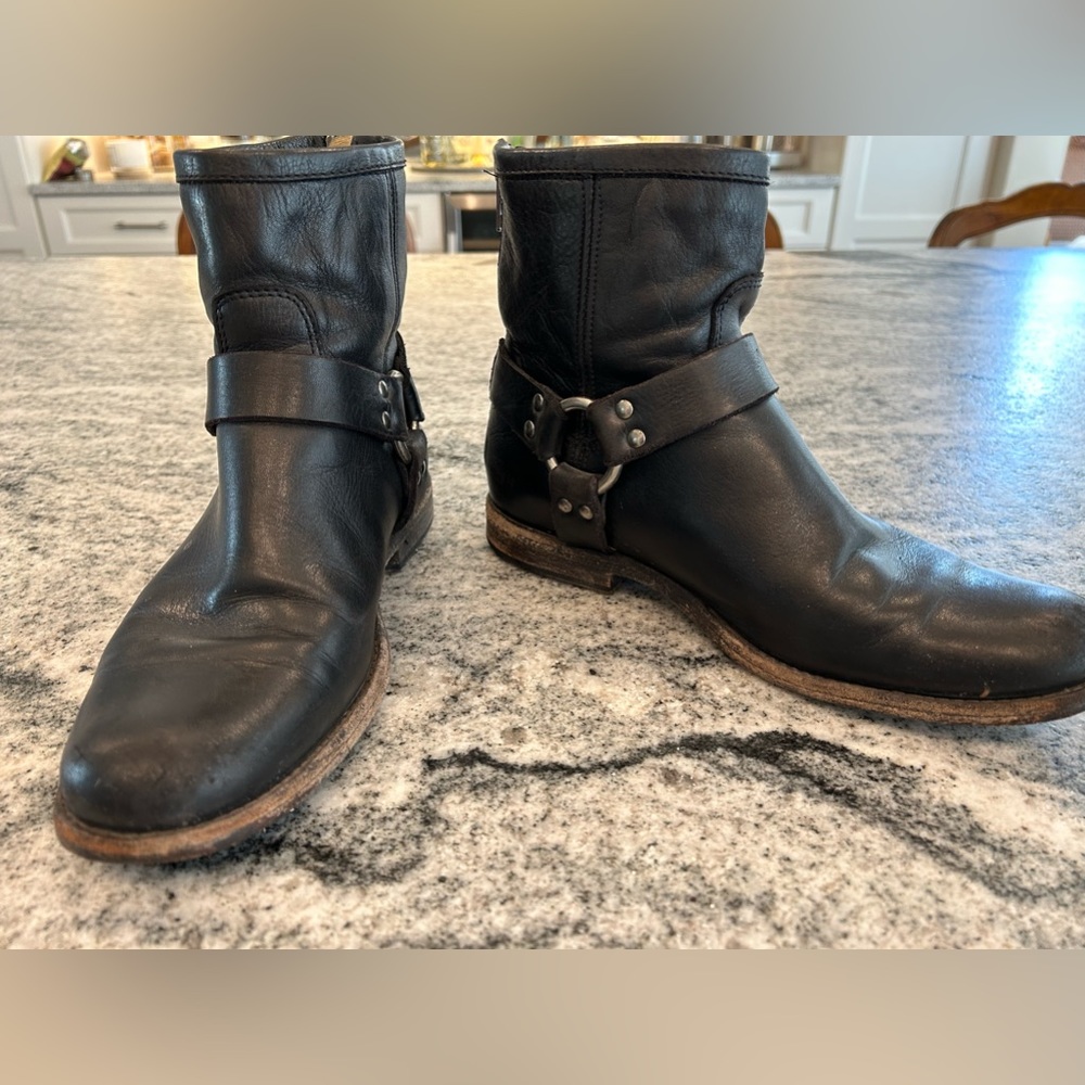 Frye Phillip harness boots